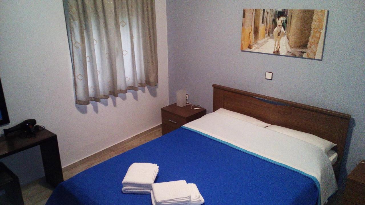 Amimaya Apartments Emporeiós Pokoj fotografie